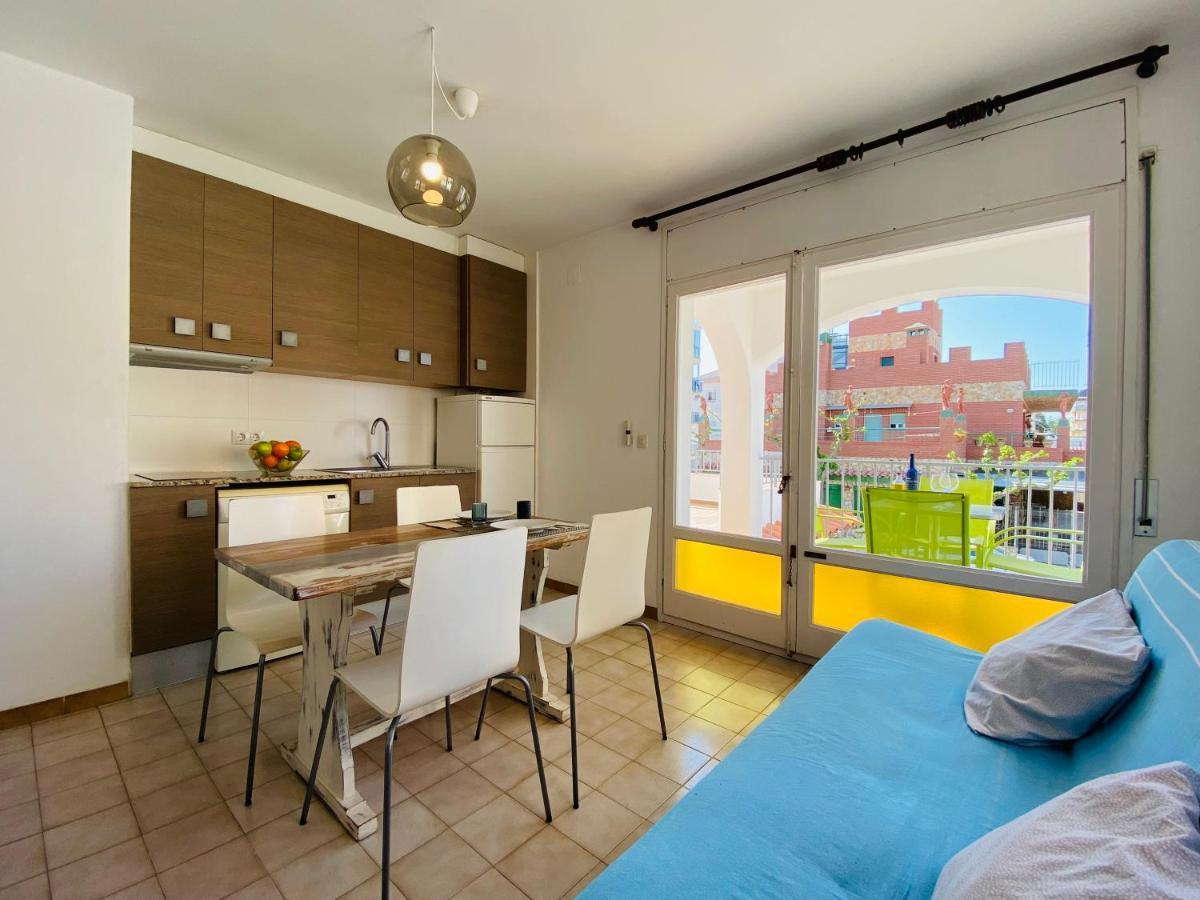 Apartamentos Aquarium Roses Kültér fotó